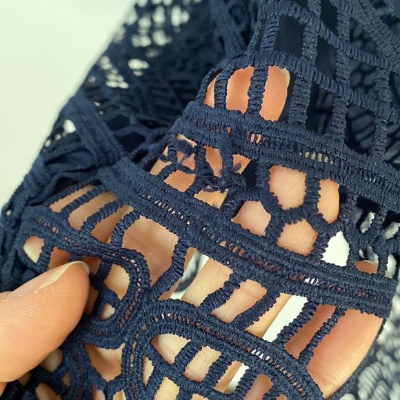 Lovers + Friends Navy Caspian Shift Dress Size Small - Picture 8 of 8